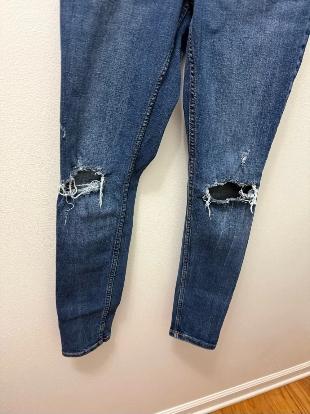 Old Navy Blue Rockstar Skinny Jeans